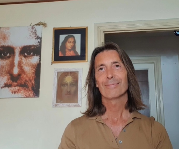 Roberto luce di Amore Divino